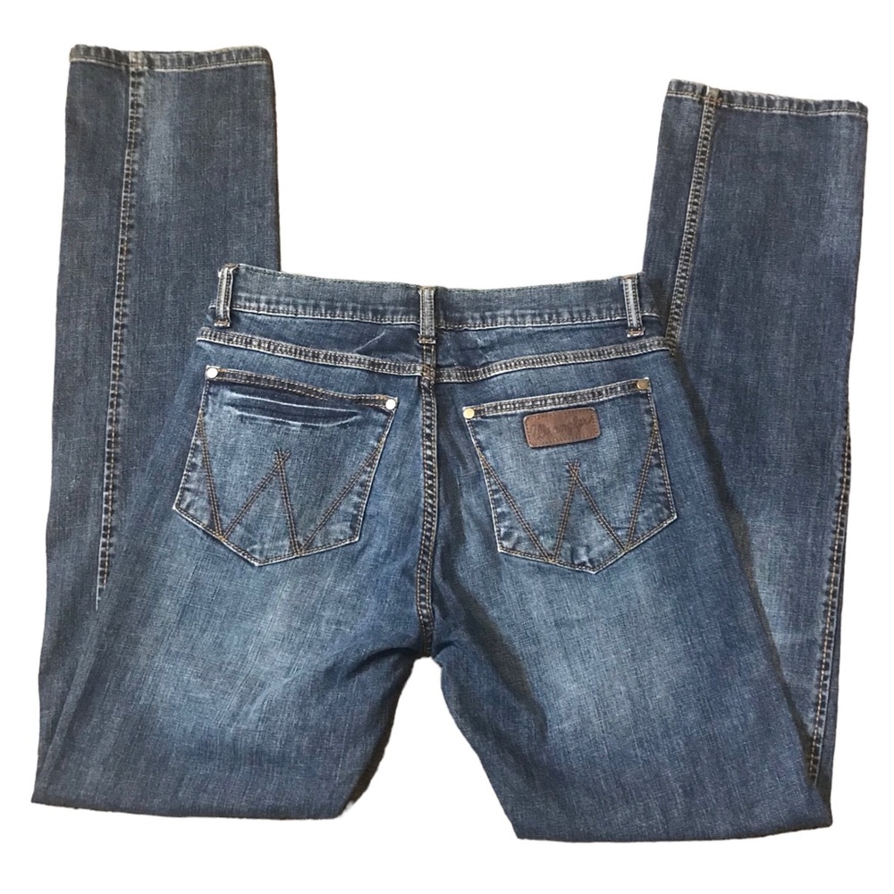 Wrangler Men's Retro Slim Straight Blue Jeans Pants 32 X 36  WLT88BZ Western Fit